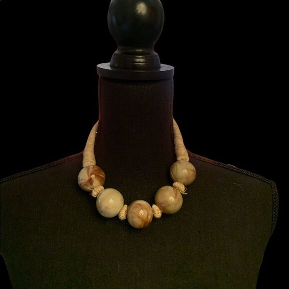 4/$20-Rope necklace - Picture 2 of 5